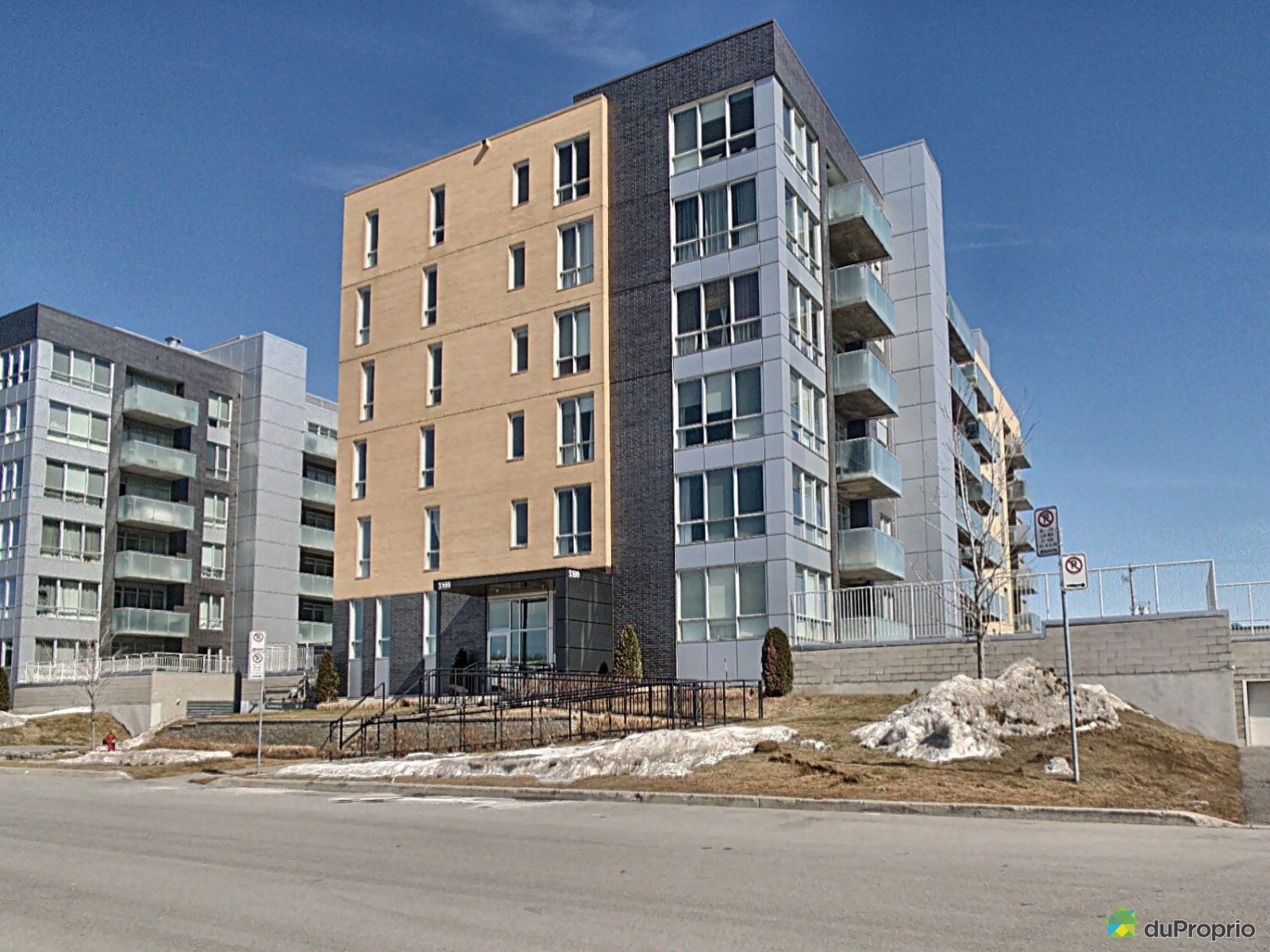 Condo à vendre Chomedey 2 chambres 2 salles de bain 954846