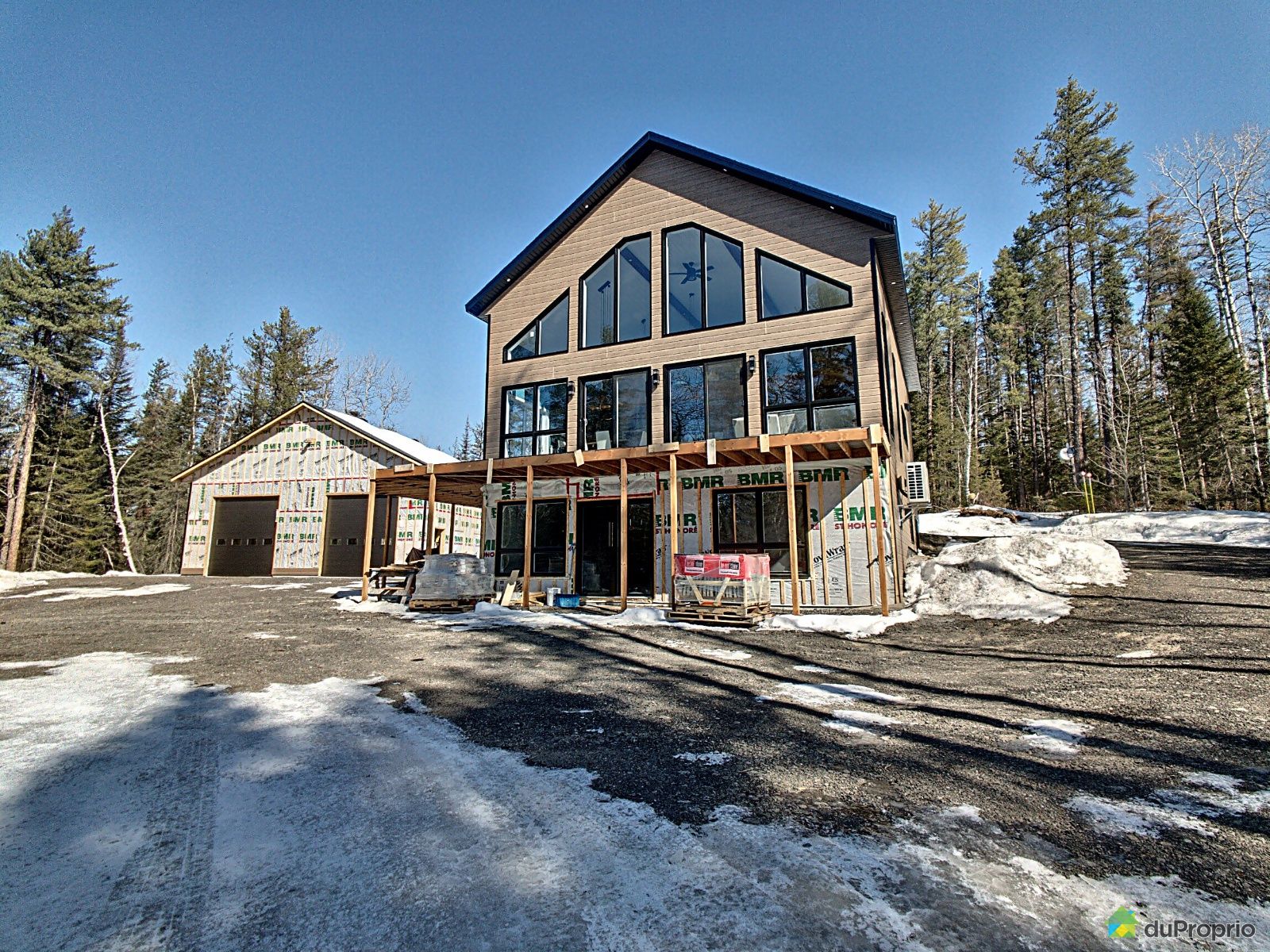 1 1/2 Storey for sale Jonquière (LacKénogami) 4 bedrooms 2 bathrooms 956251 DuProprio