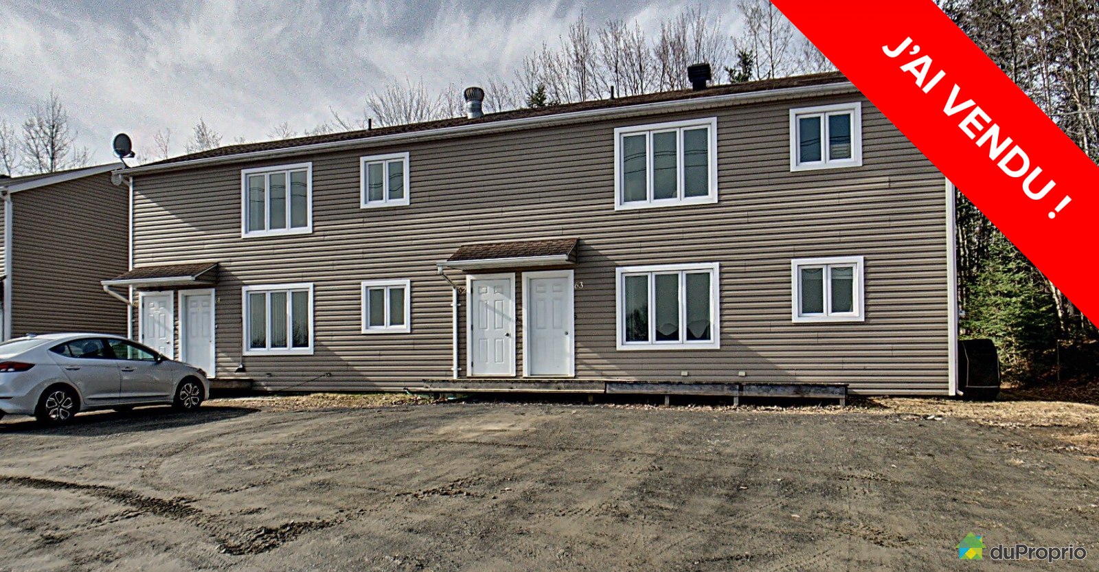 facadequadruplexdegelis160012246923vendu.jpg