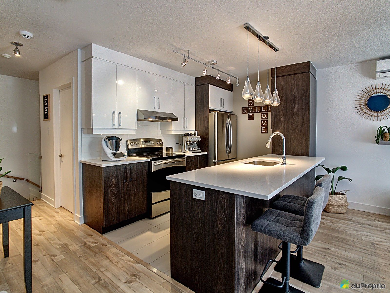 2 2580 Rue Joliette — photo 3