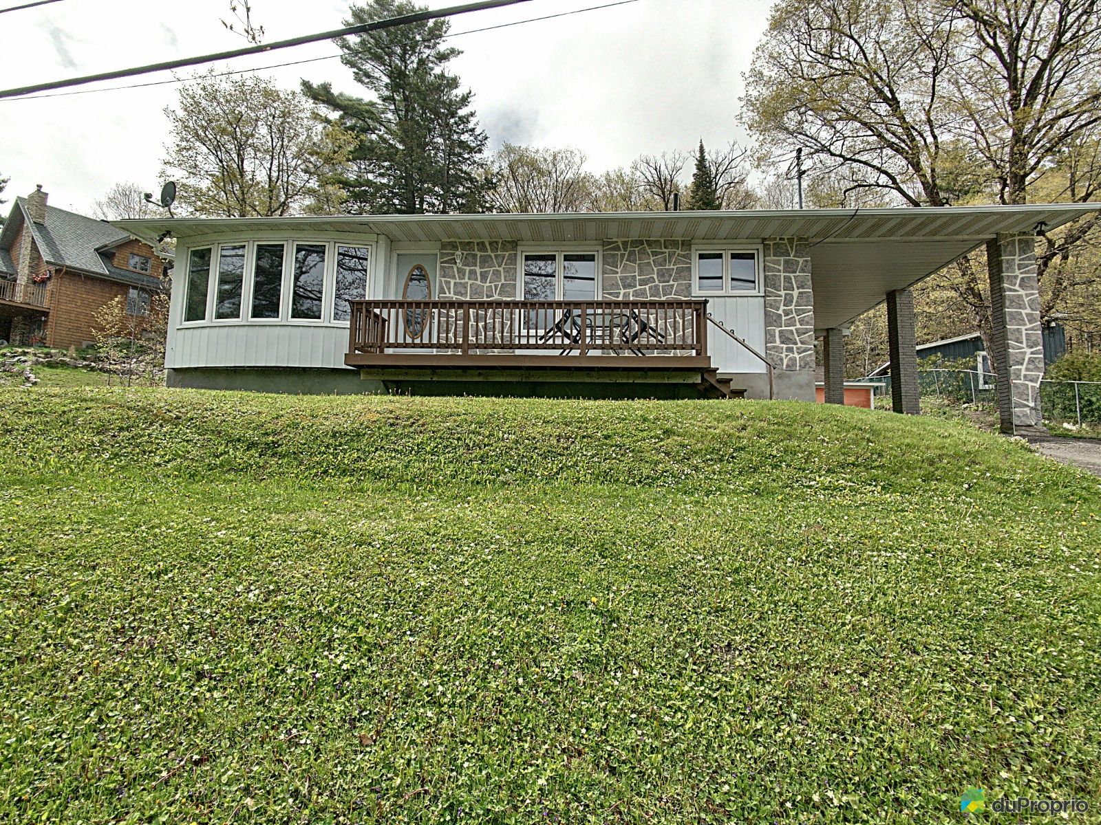2081, rue Montée Paiement, ValDesMonts à vendre DuProprio