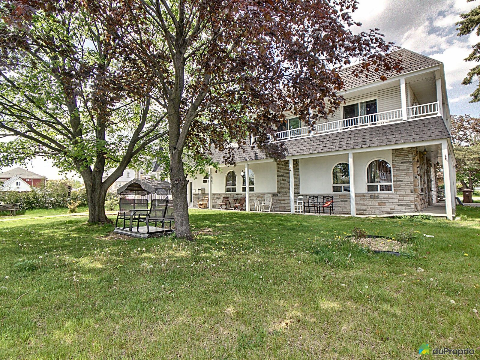 Maison 2 étages à vendre SteMartheSurLeLac 13 chambres 965532