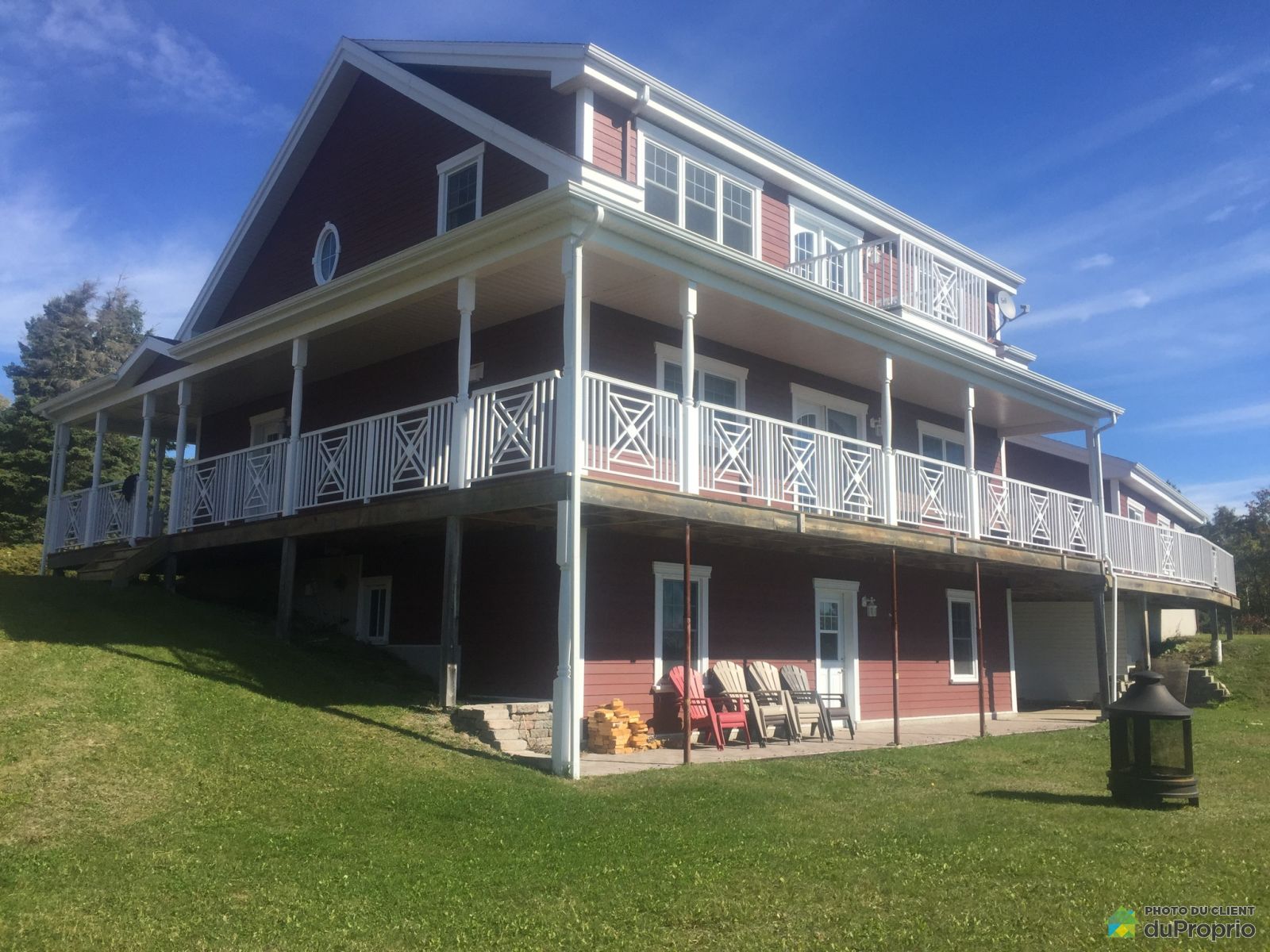 Maison 2 étages à vendre La Malbaie 5 chambres 3 salles de bain 939435