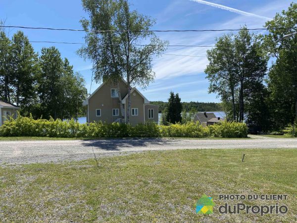 Lake View - 499 Grande Rue du Lac, St-Nérée for sale