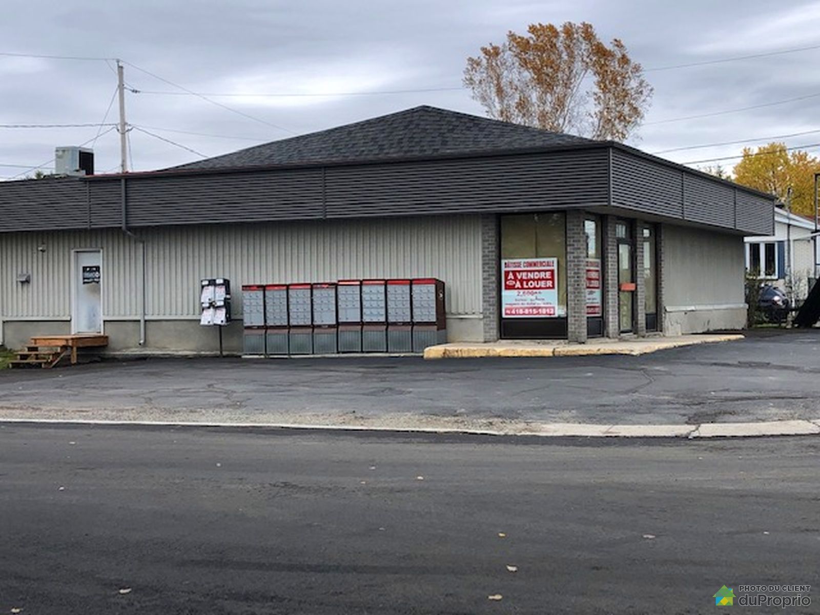 Espace commercial à vendre StHonoreDeChicoutimi 971536