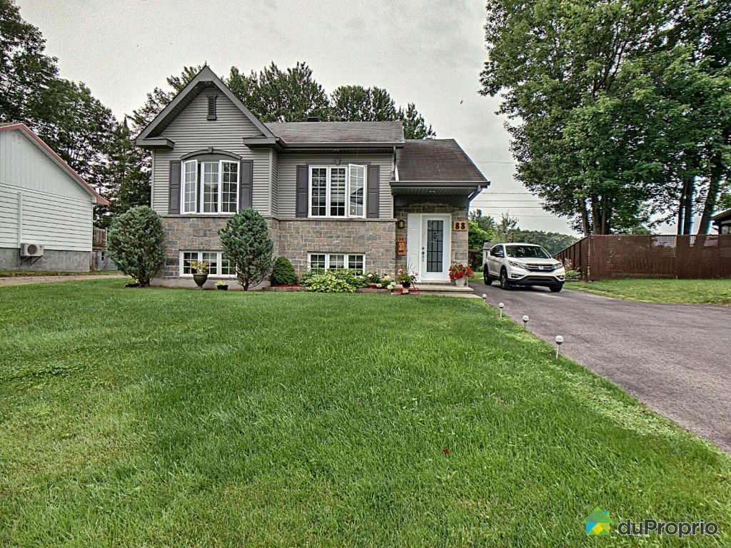 Condos, maisons à vendre, Lachute DuProprio