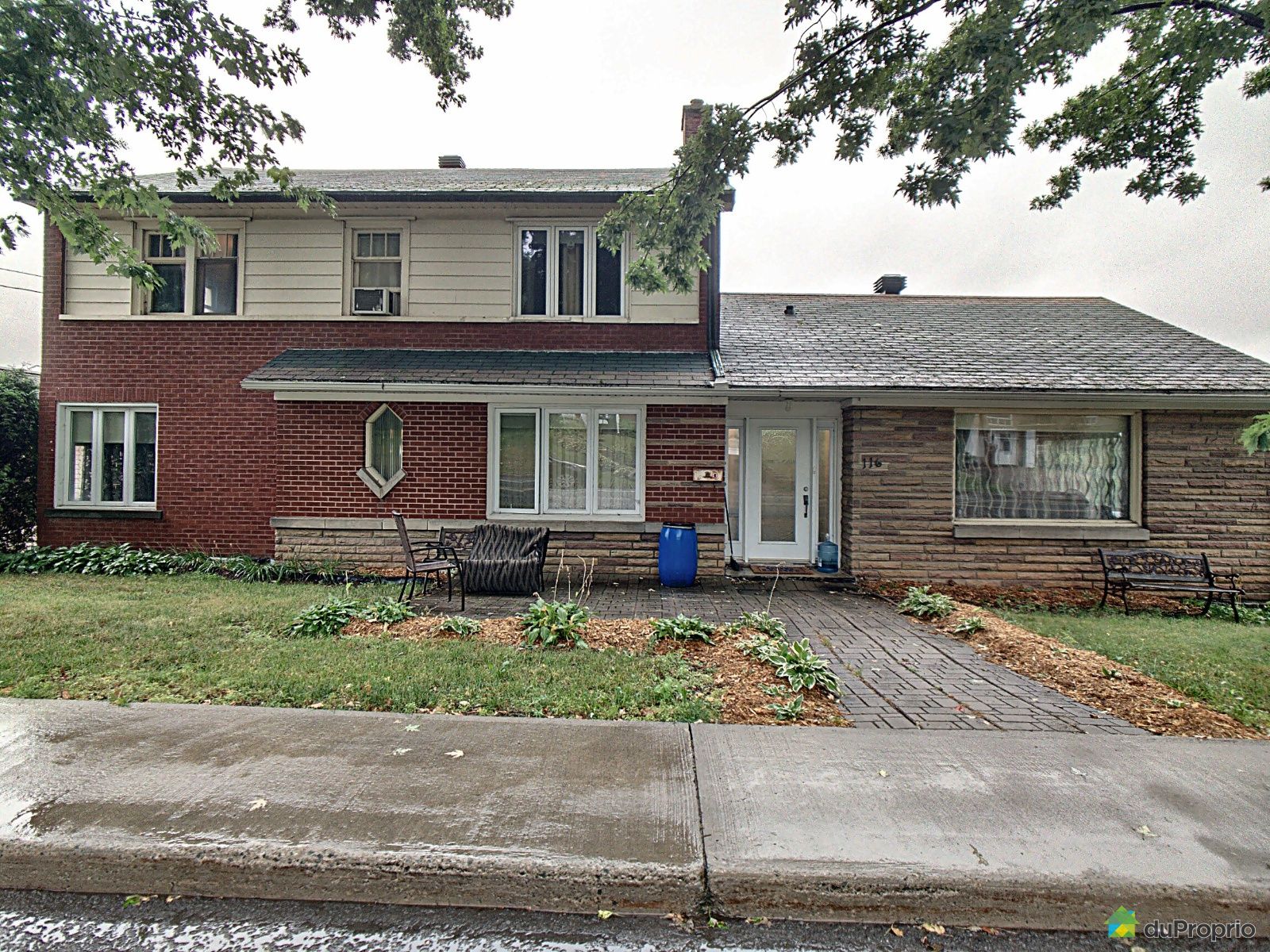 116 Rue Laurier Est — photo 1