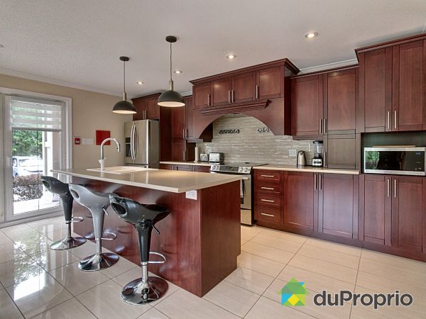 Cuisine - 1-832, rue des Sureaux, Boucherville à vendre