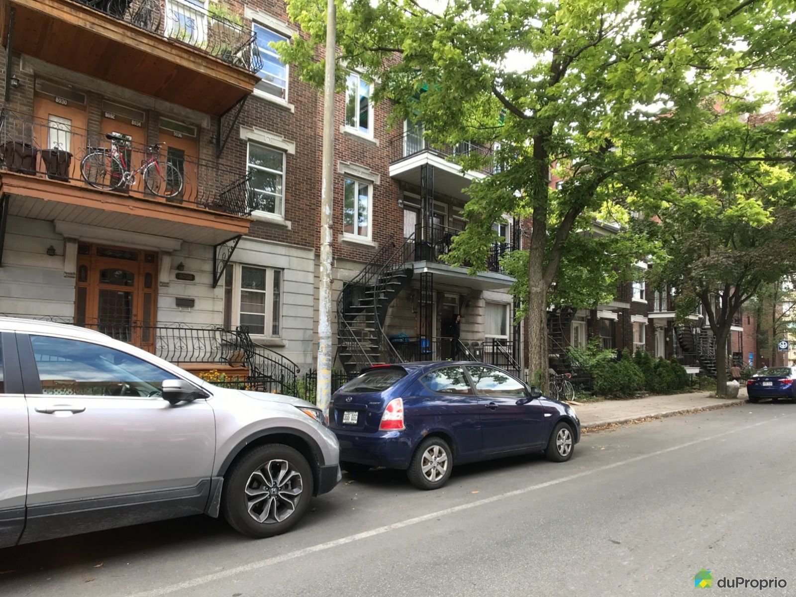 8028 8036 Rue Lajeunesse — photo 2