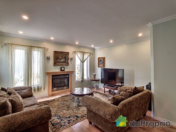 Living Room - 4231 52e rue, Laval-Ouest for sale