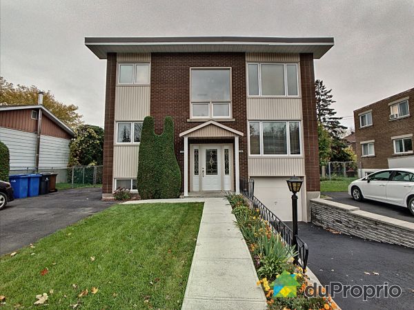 Summer Front - 116-118, boulevard du Domaine, Ste-Therese for sale