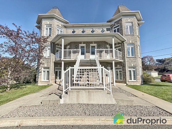 Summer Front - 9569 boulevard du Centre-Hospitalier, Charny for sale
