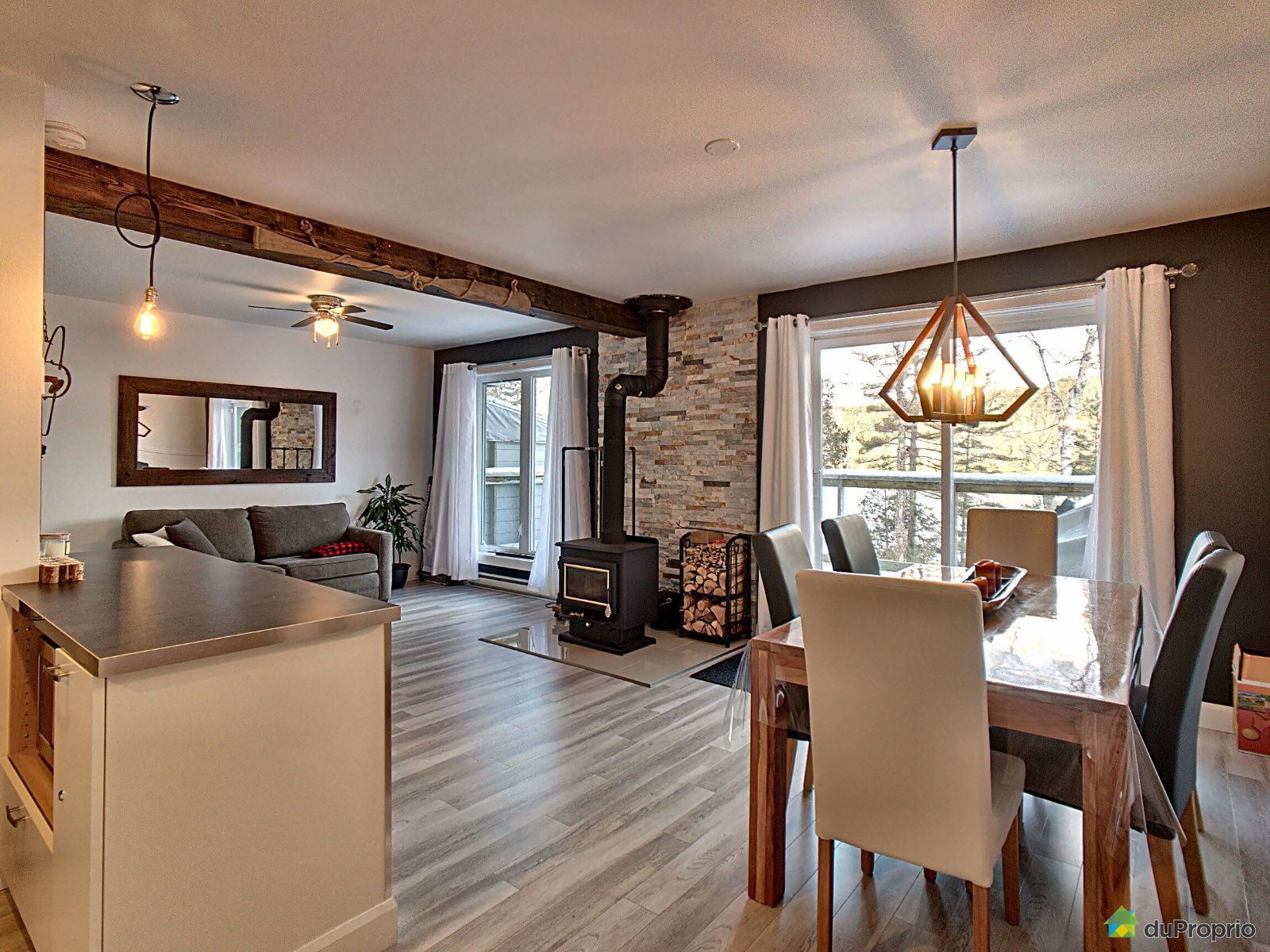 Condo à vendre StMathieuDuParc 2 chambres 3 salles de bain 990658