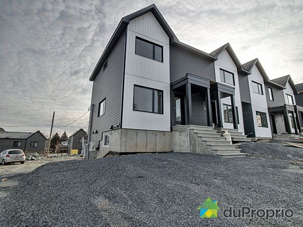 rue Golconda - Carré Belvédère - Par les Constructions Christian Belleau, Sherbrooke (Mont-Bellevue) à vendre