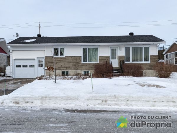 235 90e Rue Ouest, Charlesbourg for sale