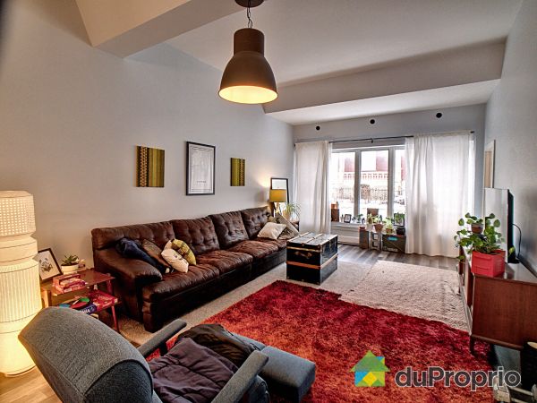 Living Room - 239-241-243, rue Jacques-Cartier Nord, St-Jean-sur-Richelieu (St-Jean-sur-Richelieu) for sale
