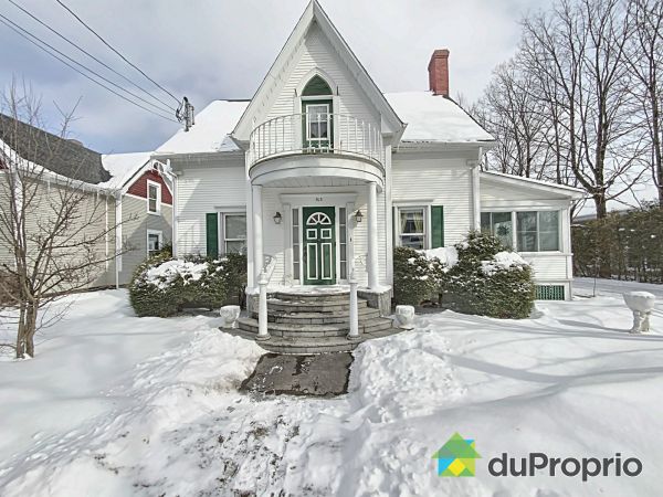 Winter Front - 163 rue Cutting, Coaticook for sale