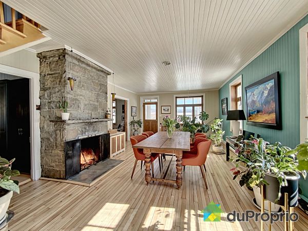 Salle à manger - 75 chemin des Falaises, La Malbaie à vendre