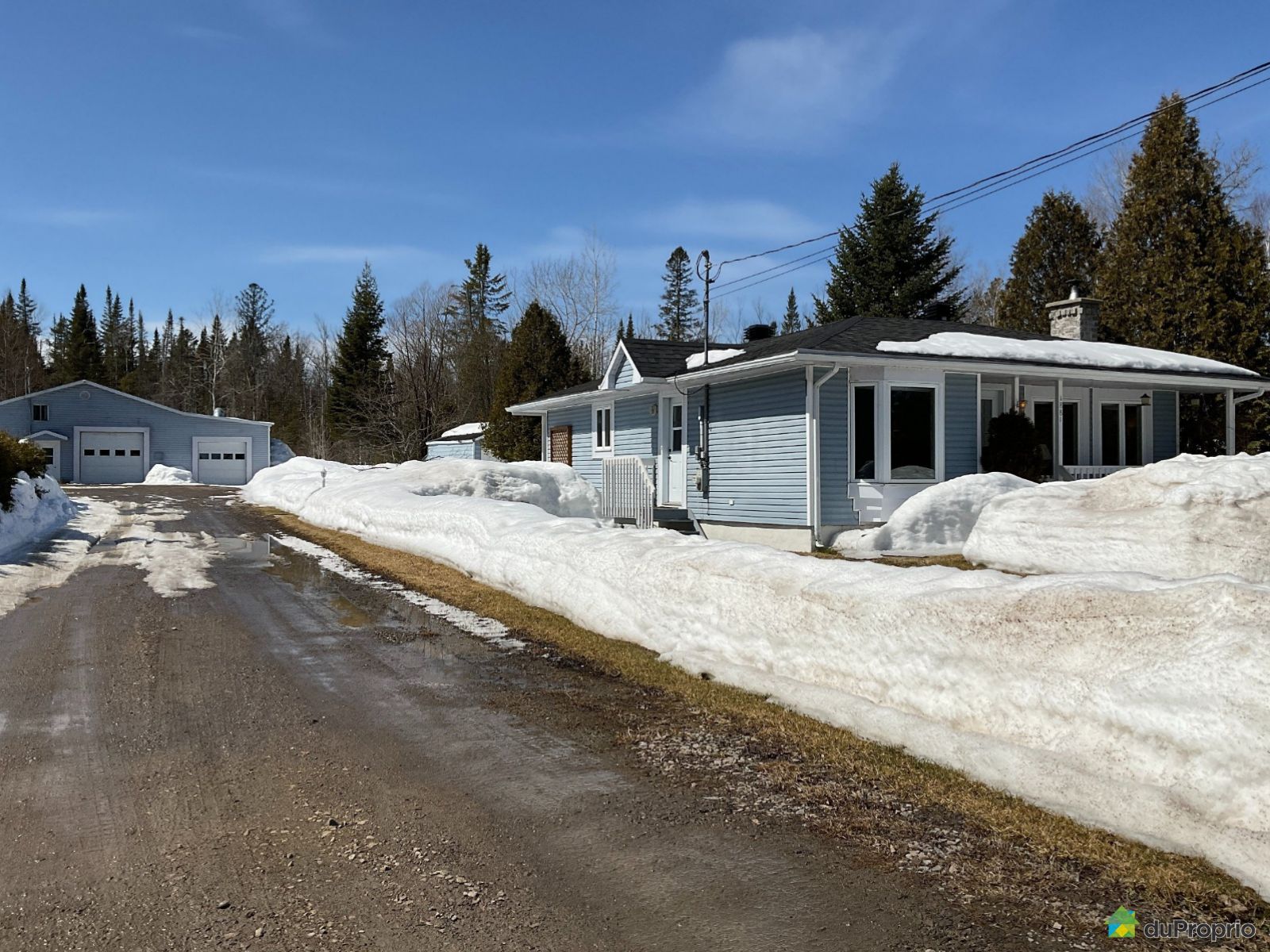 Bungalow à vendre LacSergent 2 chambres 1 salle de bain 1004287