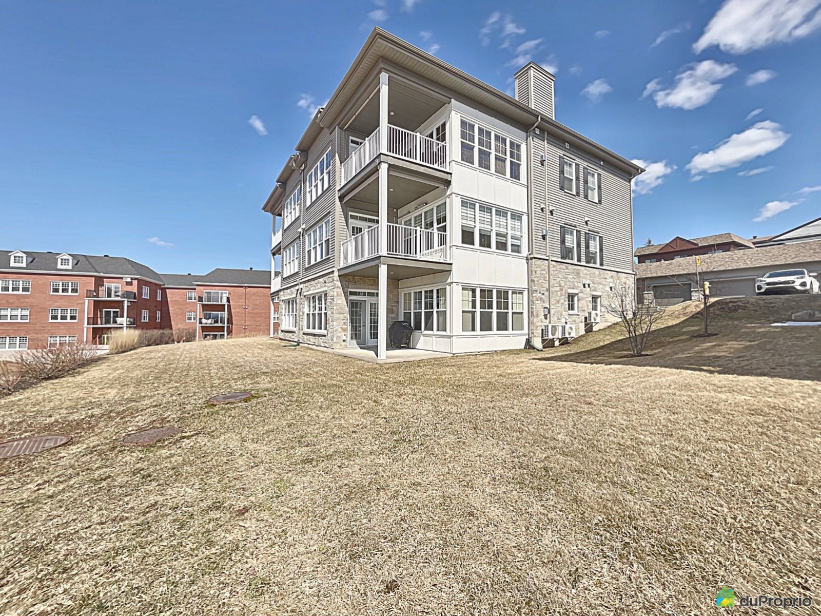 Condo à vendre Magog 2 chambres 1 salle de bain 1004399