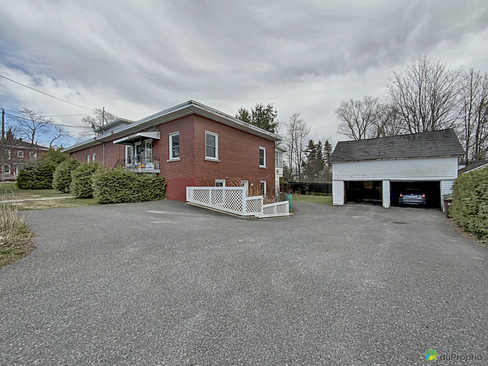720 740 Rue Olive 265 Rue Merr — photo 3