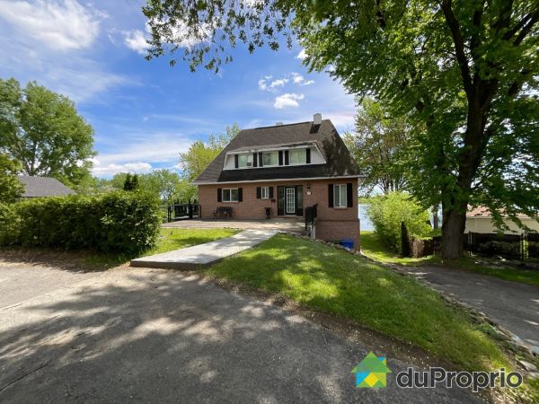 100, chemin de la Grande-Côte, St-Eustache à vendre