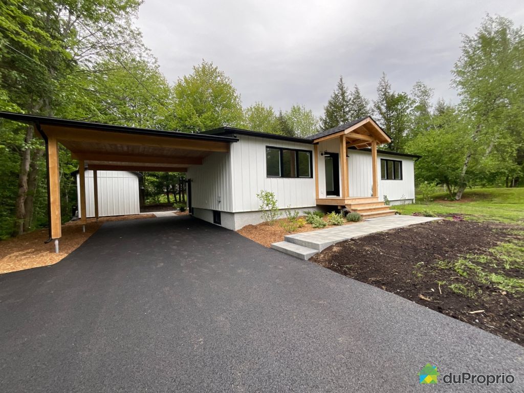 Maisons à vendre, Bromont