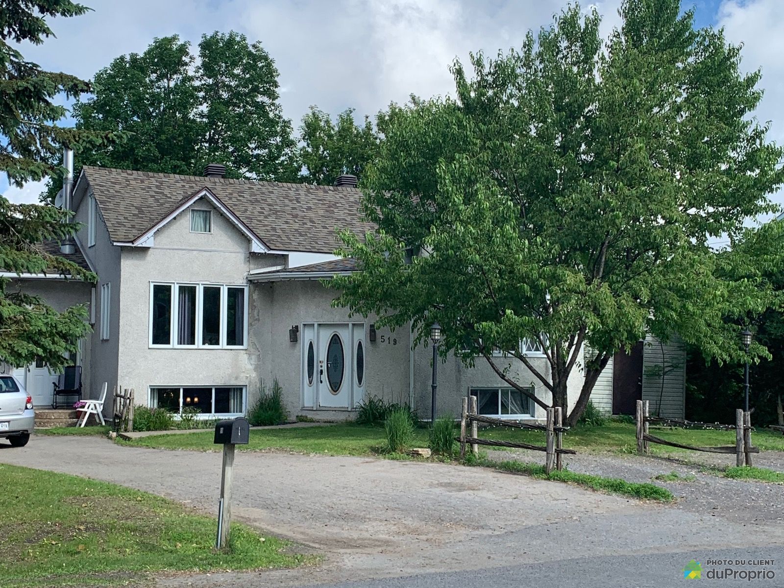 Maison 2 étages à vendre Lanoraie 6 chambres 2 salles de bain 1007058