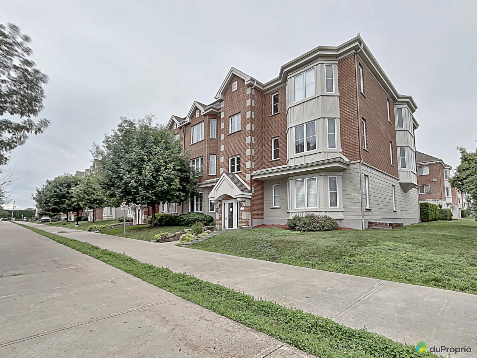 Condo à vendre Mascouche 2 chambres 1 salle de bain 1012658