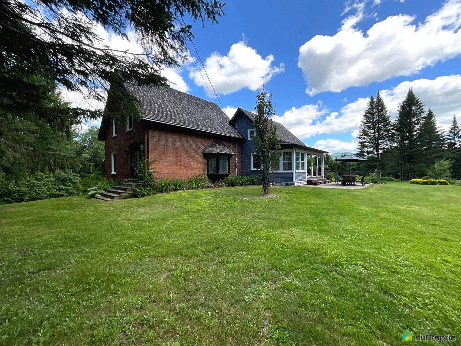 Maison A Vendre Souston Bord Du Lac Maison à un étage et demi à vendre Sutton 3 chambres 2 salles de bain