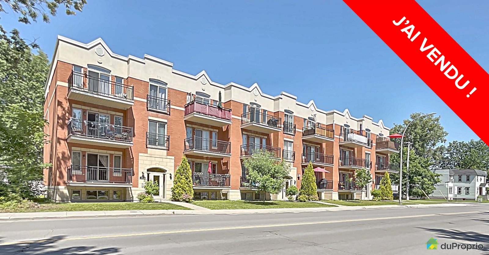 condogreenfieldparklongueuil160013158424vendu.jpg