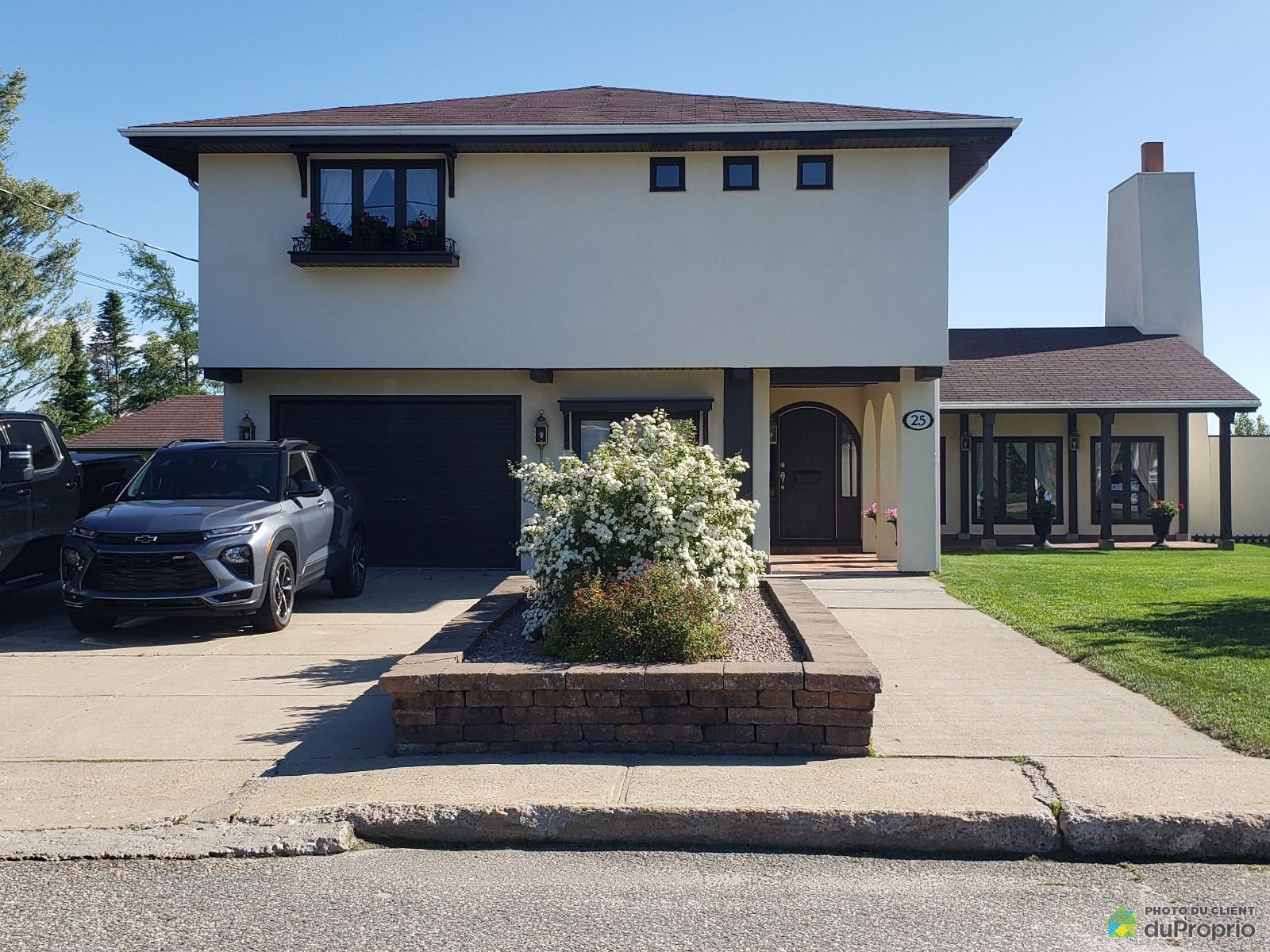 Maison 2 étages à vendre 3 chambres 1 salle de bain 1014629