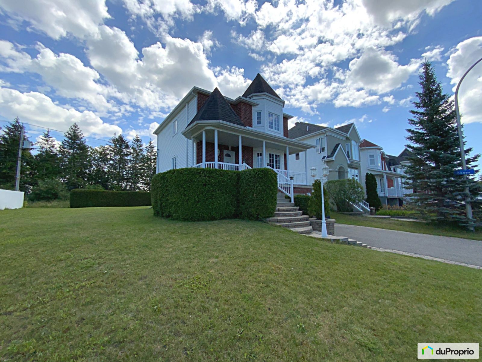 2 Storey for sale Fabreville 3 bedrooms 2 bathrooms 1007470