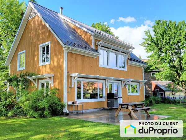 263, rue Notre-Dame-de-Lourdes, St-Edmond-De-Grantham à vendre