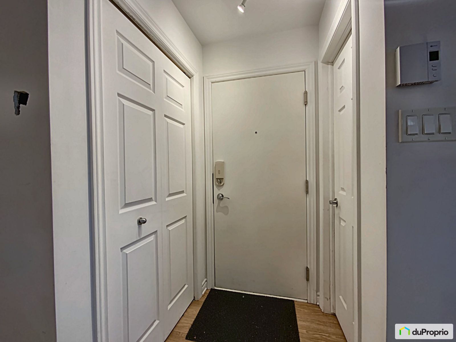 1 2150 Avenue Charlemagne — photo 3