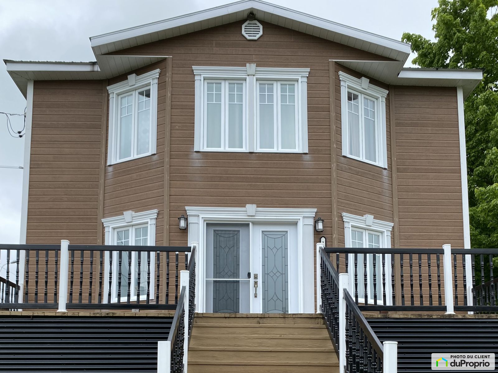 Maison 2 étages à vendre StZenonDuLacHumqui 5 chambres 1015670