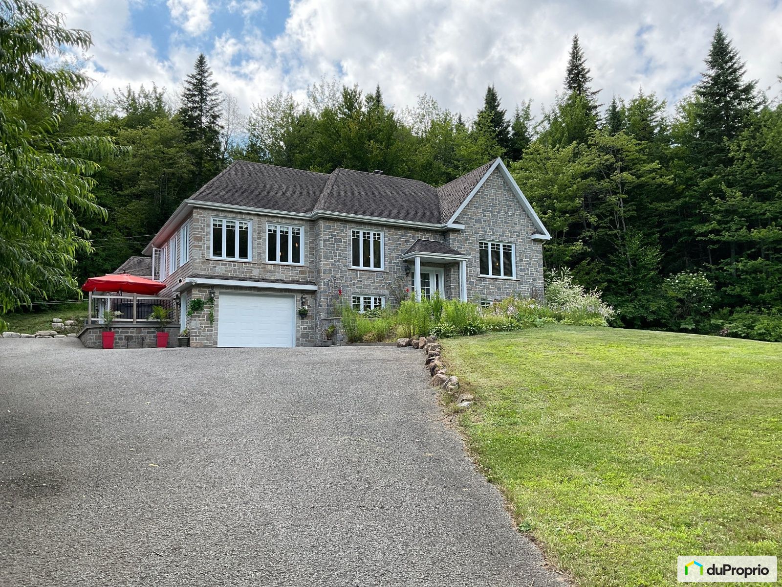 Bungalow à vendre SteBrigitteDeLaval 4 chambres 1016150