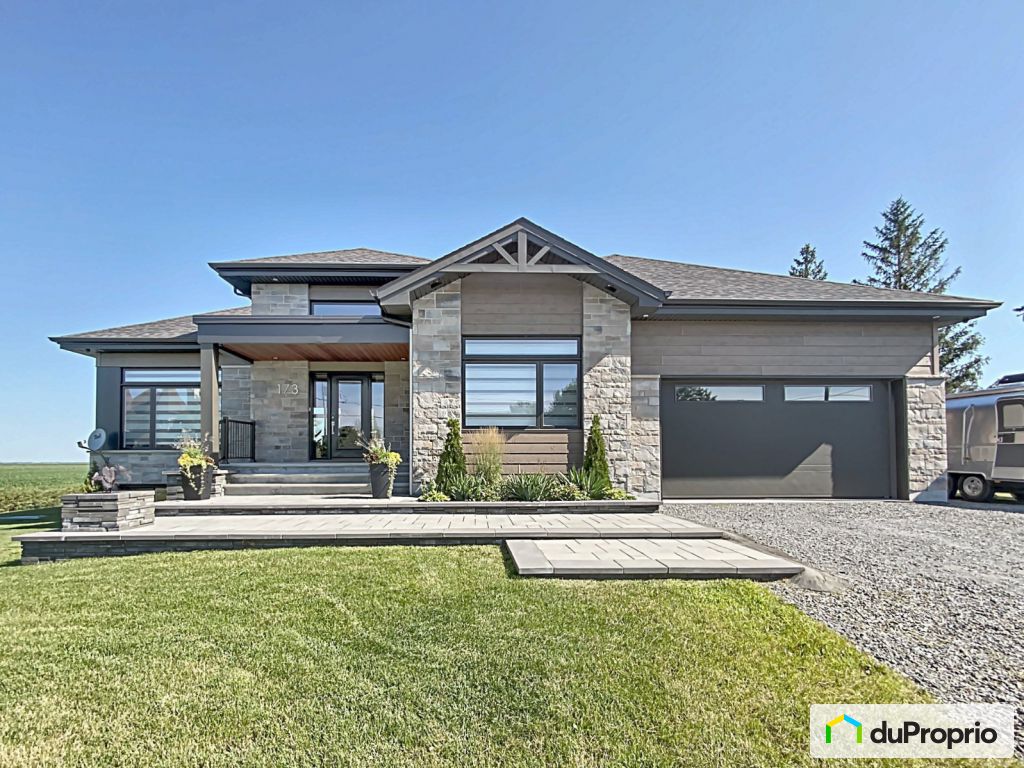 Maisons à vendre, StDamase