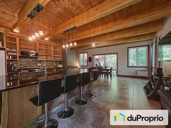 1792-1794 rue des Tulipes, Carignan for sale