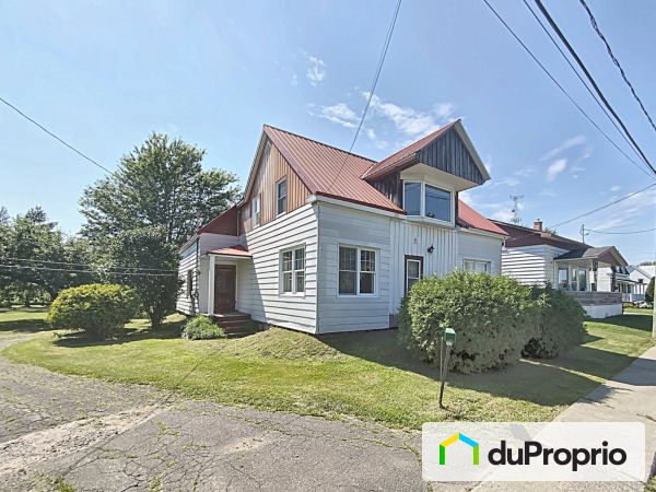 11, rue Principale, Yamaska à vendre