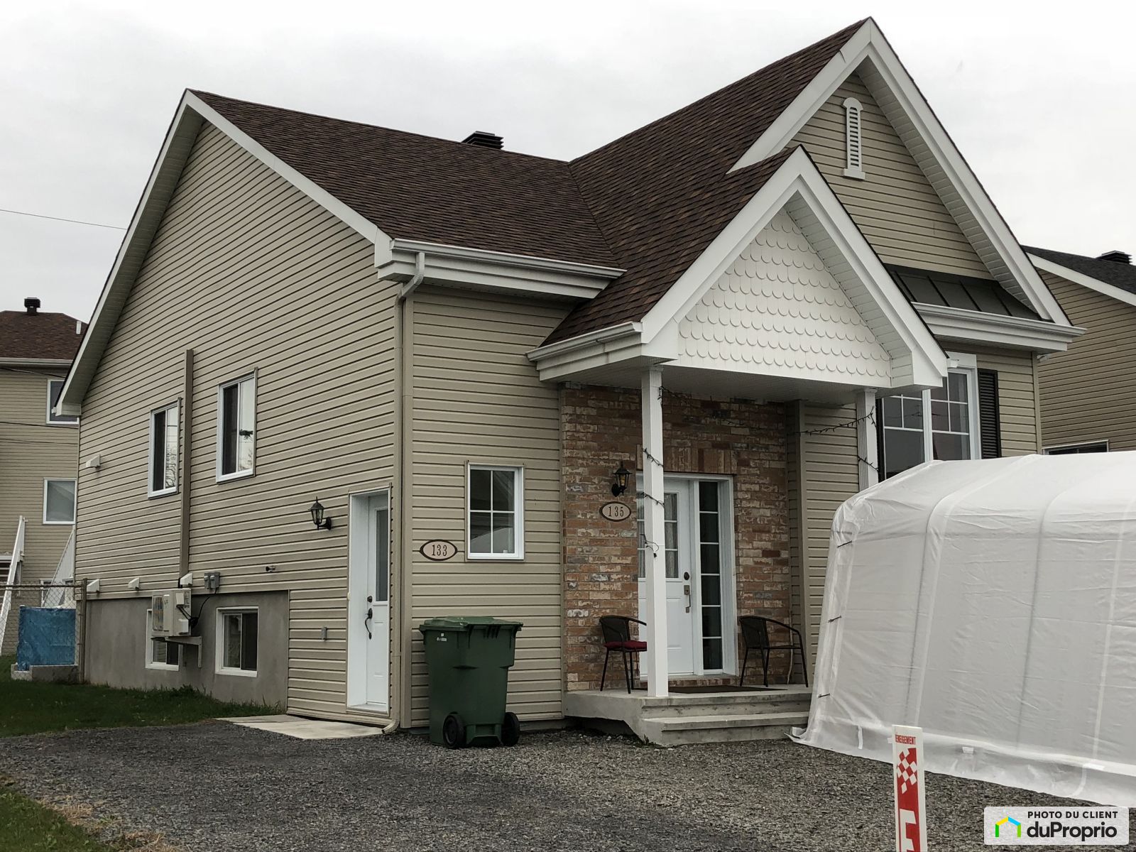 Duplex neuf à vendre StLinLaurentides 2 chambres 1 salle de bain 1016263