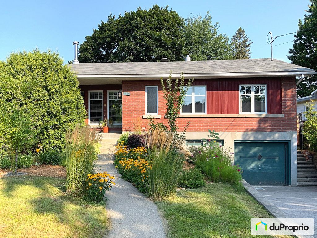 Maisons à vendre, Laval