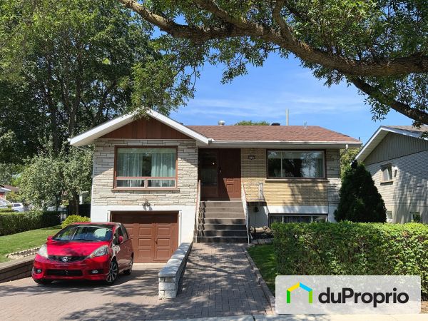 5787 rue de Seigne, Saint-Léonard for sale