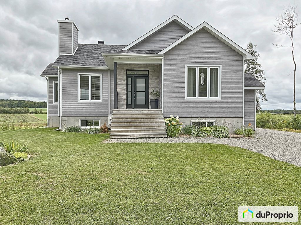 Maisons à vendre, Estrie