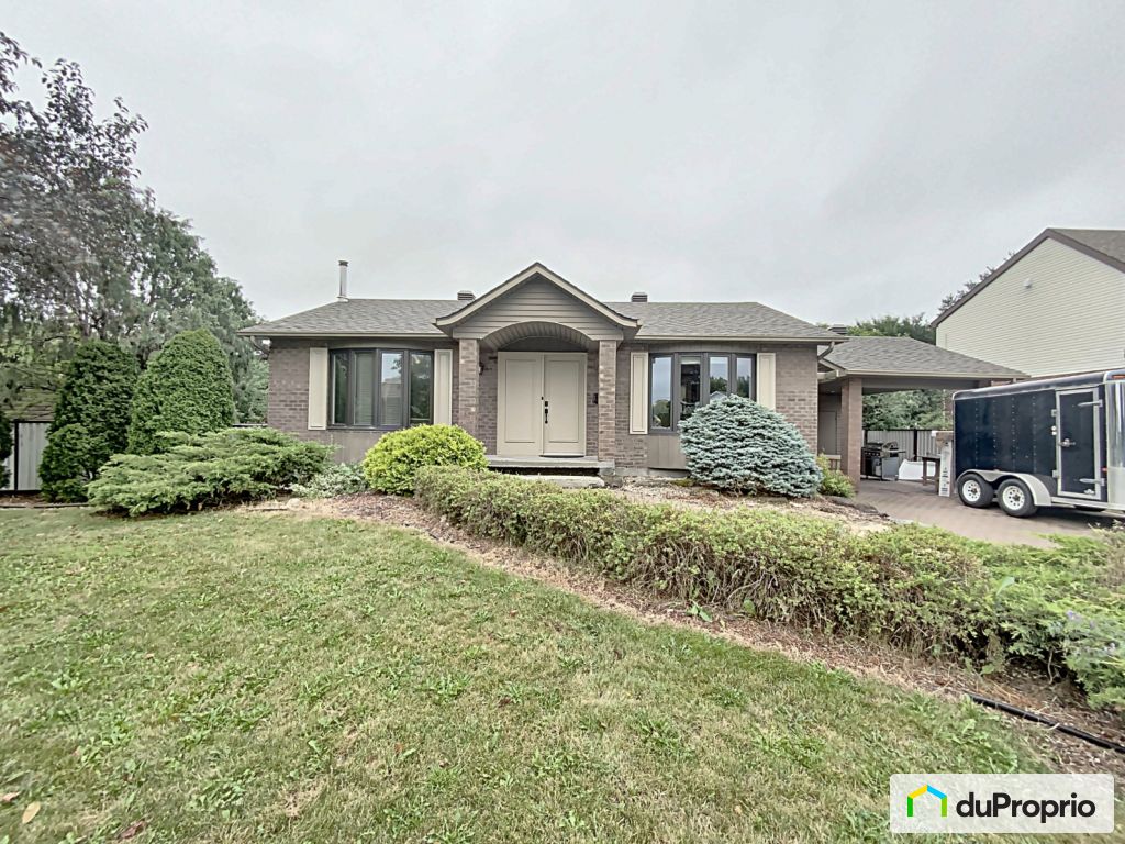 Maisons à vendre, Chambly