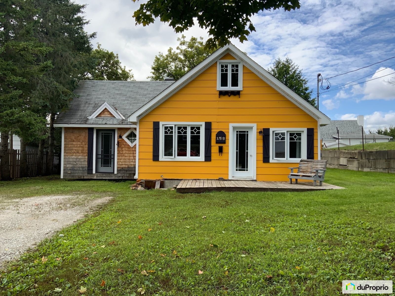 Maison à un étage et demi à vendre Maniwaki 3 chambres 1 salle de bain