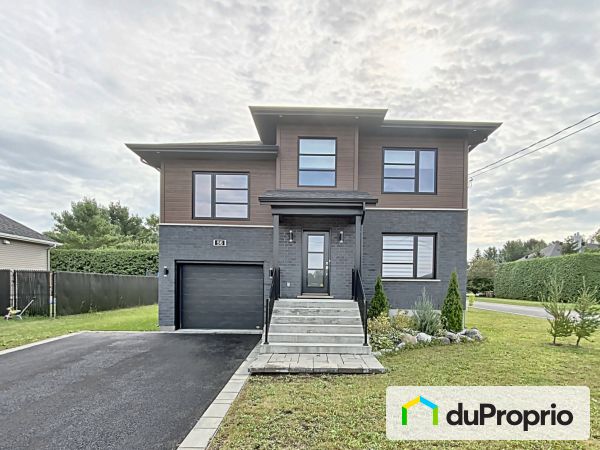 56 rue Picard, Lacolle for sale