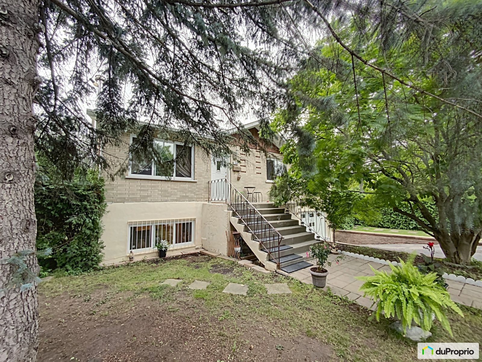 Bungalow for sale SaintLaurent 4 bedrooms 1 bathroom 1018621