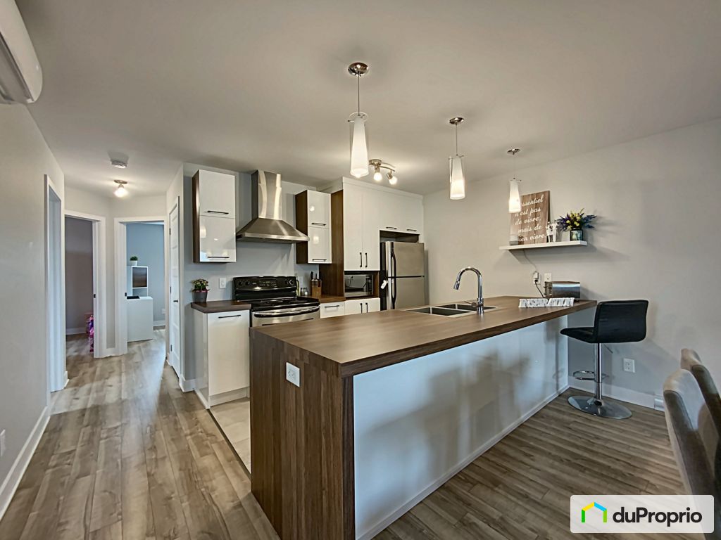 Condos à vendre, Granby