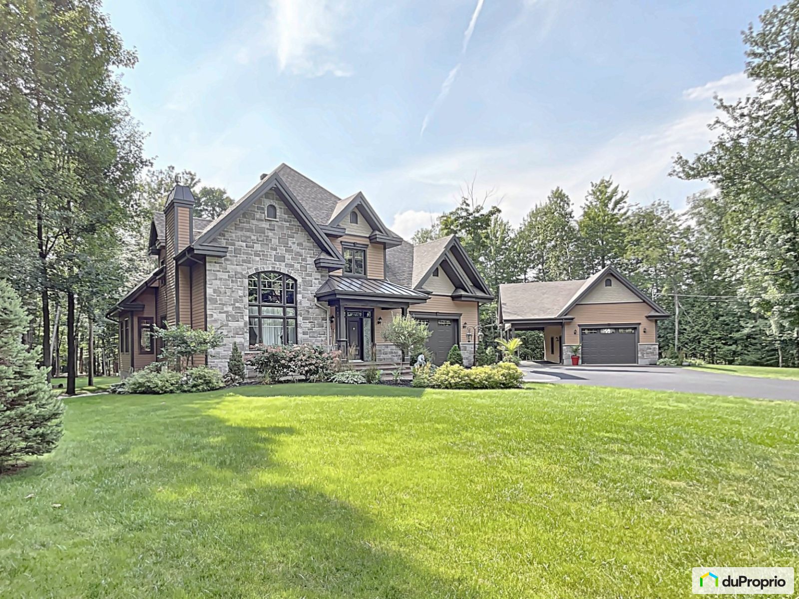 Maison 2 étages à vendre StNorbertD'Arthabaska 5 chambres 1019999